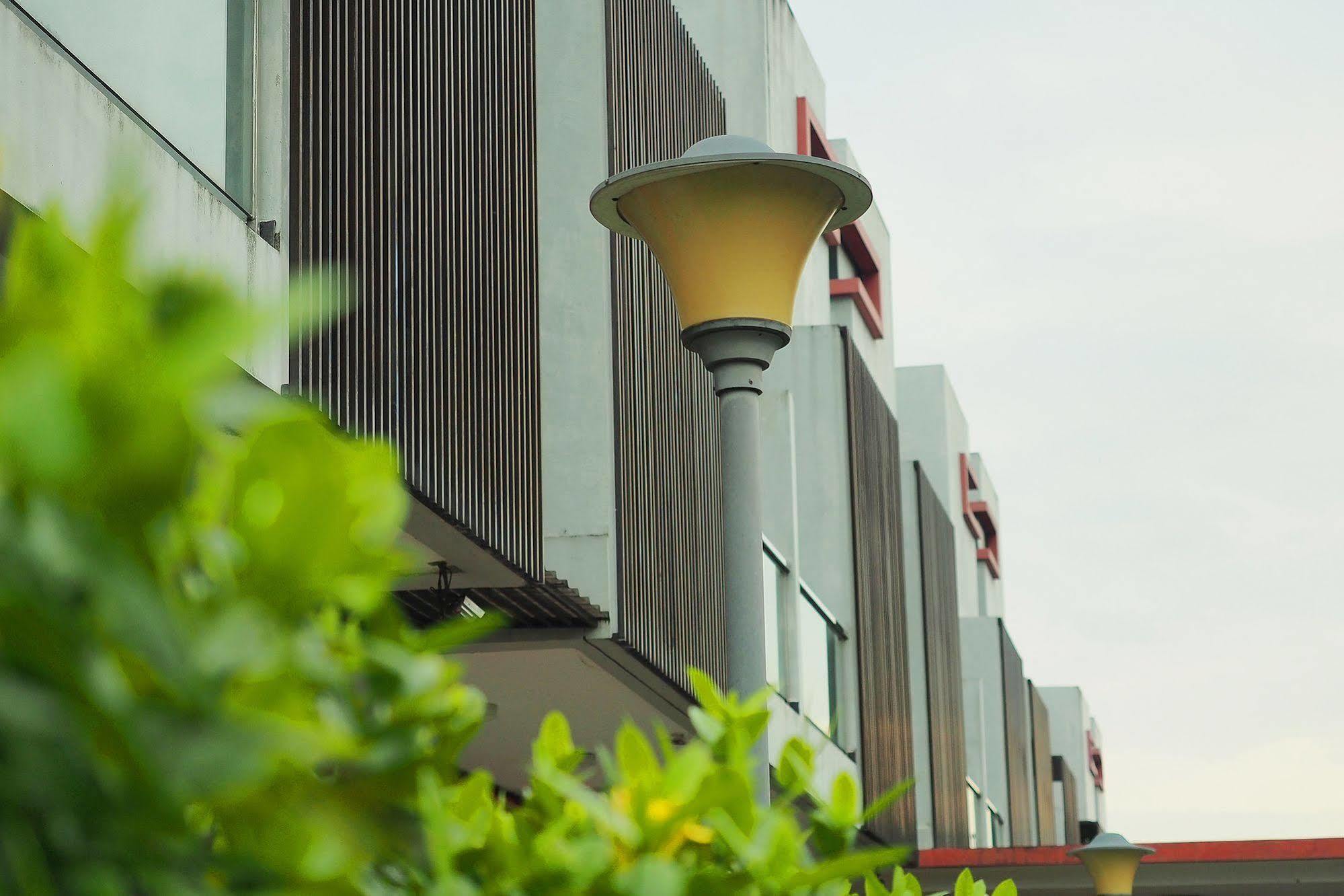 The Centro Hotel & Residence By Orchardz Batam Exterior foto